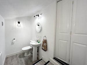 Photo 12- click for photo gallery